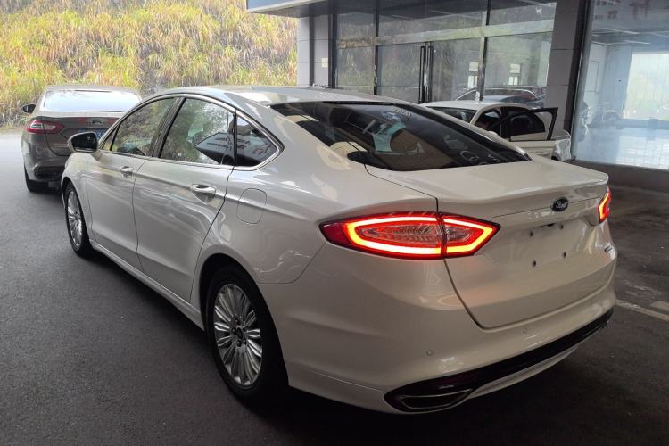 Used Ford Mondeo 2013 2.0L GTDi 200 Luxury Model