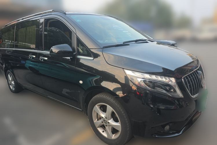 Used Mercedes-Benz Vito 2018 2.0T Elite Version 7 Seats China VI Emission Standard Front Right 45 Deg