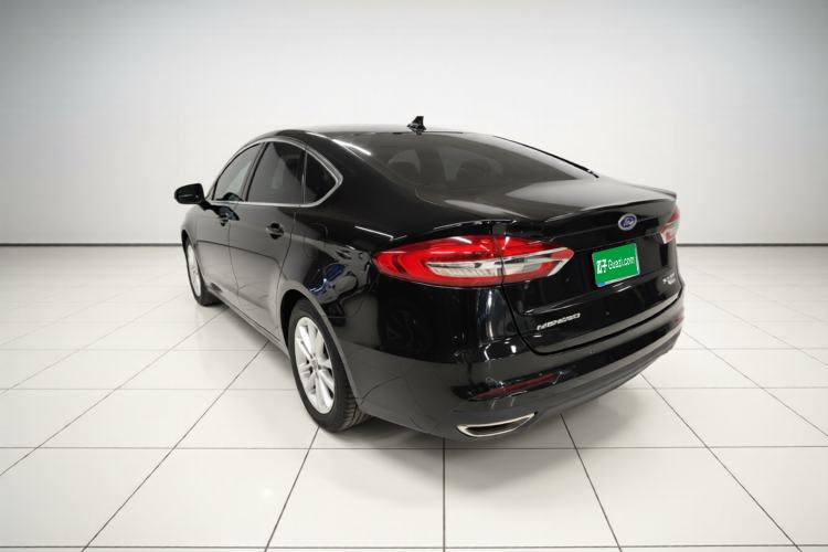Used Ford Mondeo 2020 EcoBoost 180 Stylish Model Exterior 2