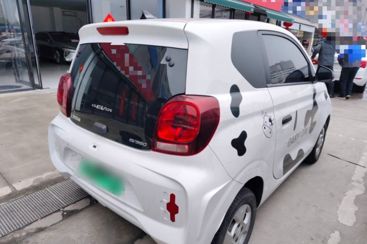 Used Roewe Clever 2021 302 km New Four-Seater Super-Efficient Version