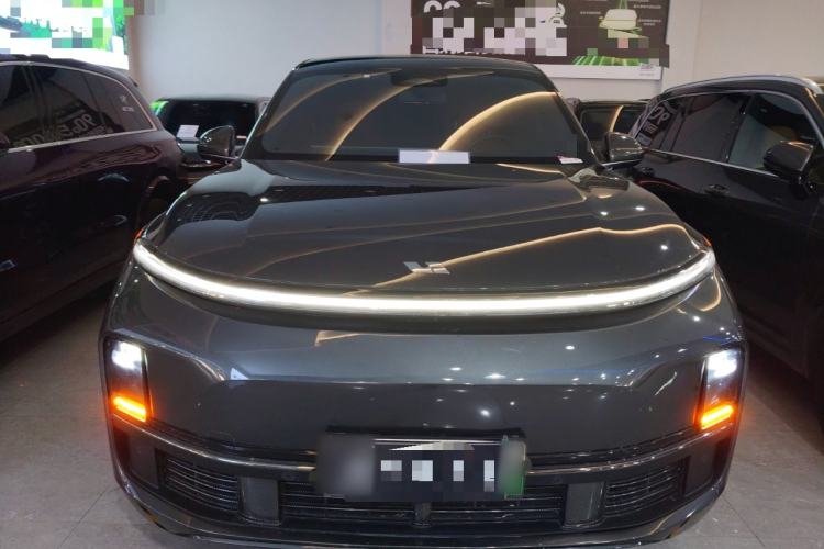 Used Li Auto L8 2023 Pro Model
