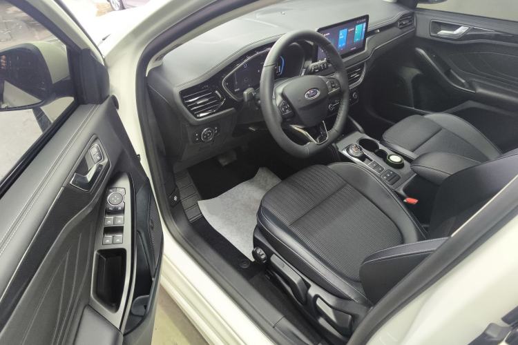 Used Ford Focus 2021 Hatchback EcoBoost 180 Automatic Titanium Edition