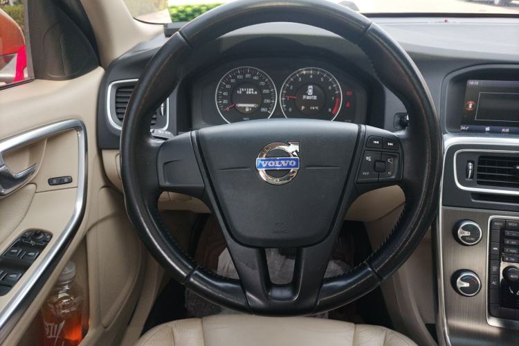 Used Volvo S60 2012 1.6T DRIVe Comfort Edition Steering Wheel