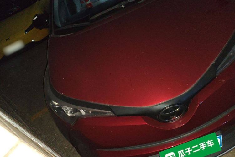 Used Toyota IZOA 2018 2.0L Yichi Edition China V Standard Front Right 45 Deg