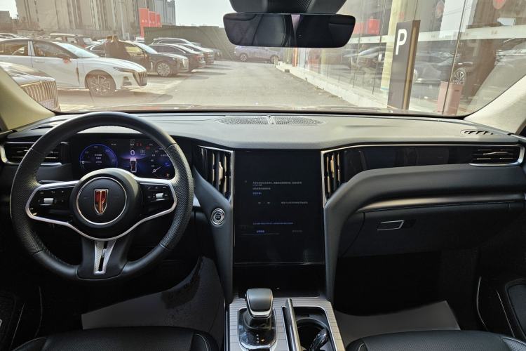 Used Hongqi HS7 PHEV 2024 2.0T PHEV Four-Wheel Drive Flagship Edition 6 Seats Audio And AC Panel