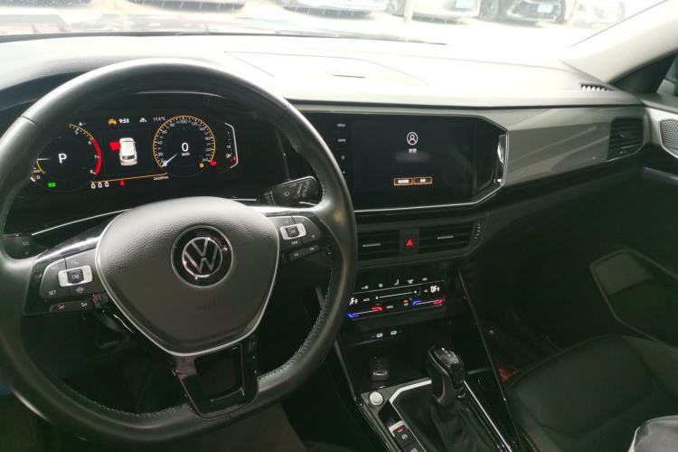 Used Volkswagen Tayron 2022 330TSI Two-Wheel Drive Luxury Smart Connectivity Version