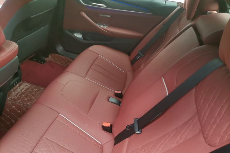 Used BMW 5 Series 2023 530Li Leading Model M Sport Package Left Rear Seat