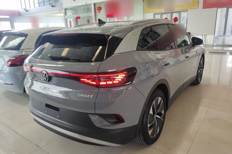 Used Volkswagen ID.4 CROZZ 2022 Standard Range PURE Edition Rear Right 45 Deg