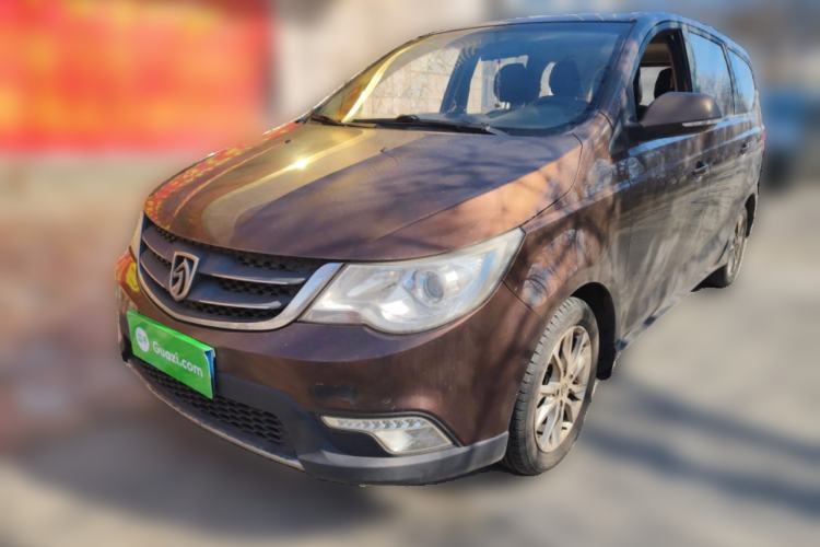 Used Baojun 730 2014 1.5L manual standard trim 7 seats