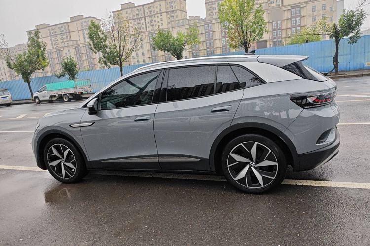 Used Volkswagen ID.4 CROZZ 2022 Long-Range PURE+ Edition
