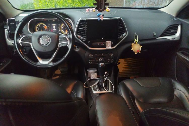 Used Jeep Cherokee 2016 2.4L Leading Smart Version