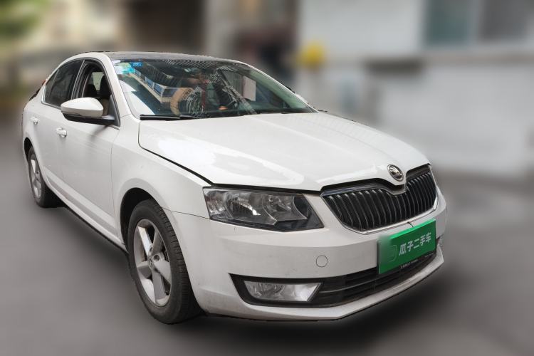 Used Skoda Octavia 2015 1.4TSI DSG Yijun Edition

