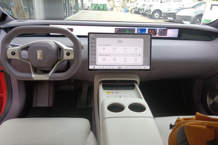 Used Avatr 06 2025 Pro Range-Extended Edition Center Console