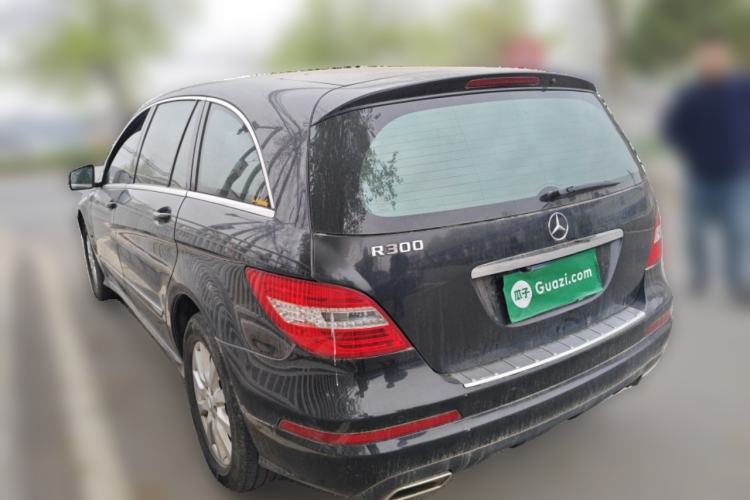 Used Mercedes-Benz R-Class 2011 R 300 L Business Model Rear Left 45 Deg