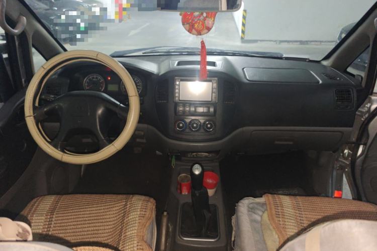 Used FORTHING Lingzhi 2013 M3 1.6L 7-seat Standard Model
