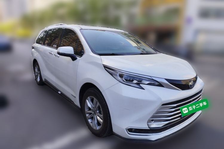 Used Toyota SIENNA 2021 2.5L Hybrid Platinum Edition
