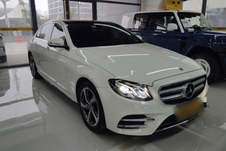 Used Mercedes-Benz E-Class 2019 E 300 L Sporty and Stylish Model
