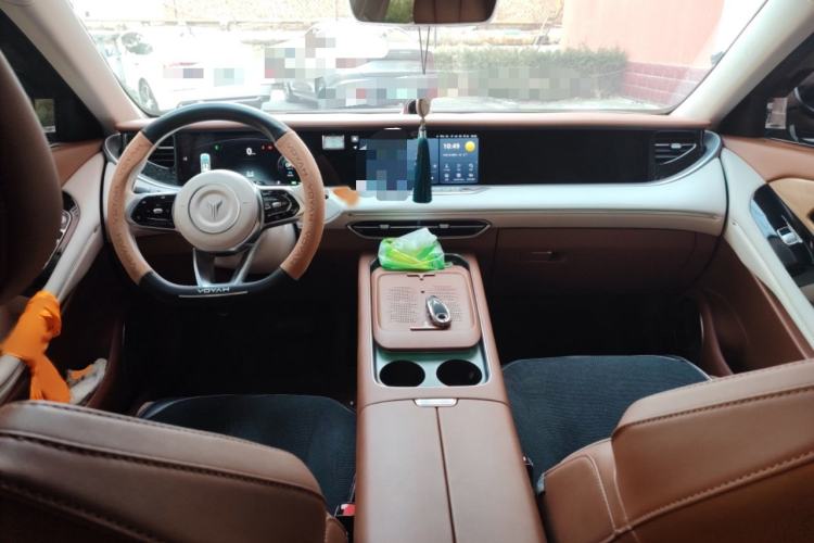 Used VOYAH FREE 2024 Ultra-Long Range Intelligent Driving Version Interior 2