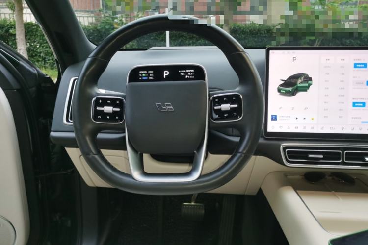 Used Li Auto L8 2023 Pro Model Steering Wheel