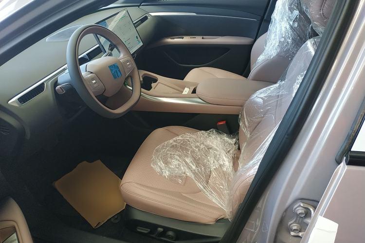 Used XPeng MONA M03 2025 502 Long-Range Max Left Front Seat