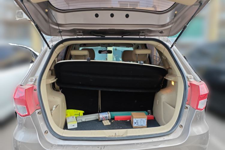 Used BAIC E Series 2013 Hatchback 1.5L Automatic Lotte Edition
