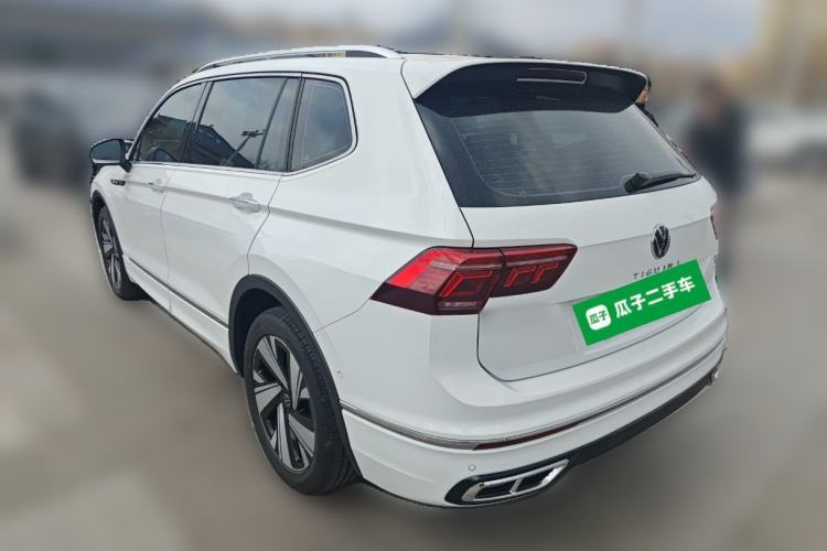 Used Volkswagen Tiguan L 2023 380TSI Automatic All-Wheel Drive R-Line Enhanced 7-Seater Rear Left 45 Deg