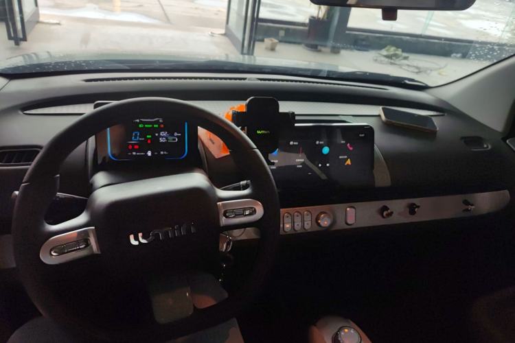 Used CHANGAN NEVO Lumin 2025 205 km Xiangqin Version