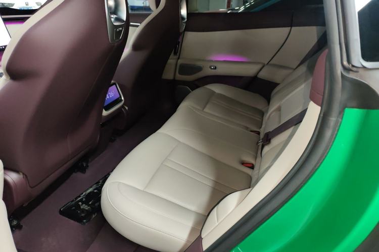 Used Xiaomi Auto YU7 2025 Ultra-Long Range All-Wheel Drive Pro Version Left Rear Seat