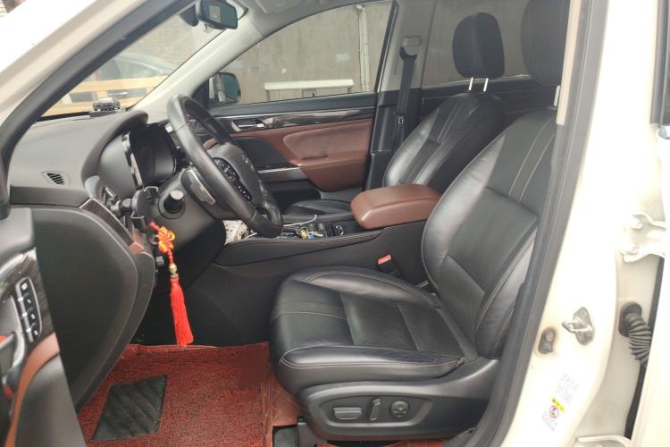 Used GAC Trumpchi GS8 2017 320T Two-Wheel Drive Luxury Smart Connectivity Version (7 Seats)
