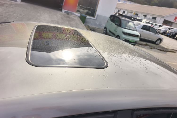 Used Citroen C4L 2015 1.2T Automatic Luxury Edition