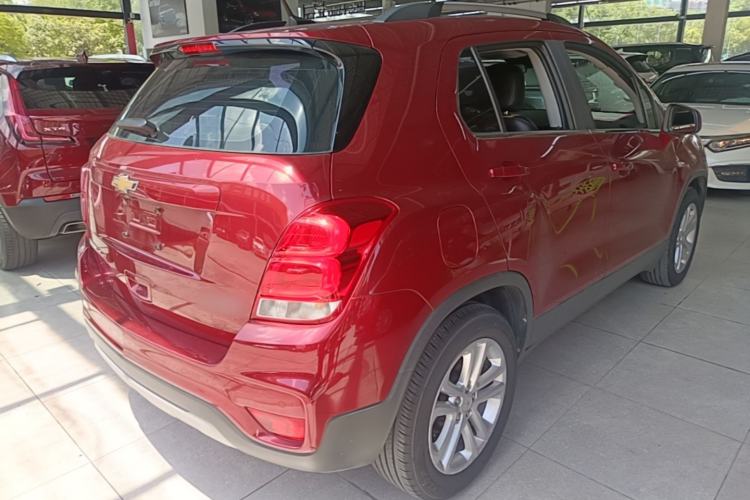 Used Chevrolet Trax 2017 1.4T Automatic Two-Wheel Drive Luxury Version Rear Right 45 Deg