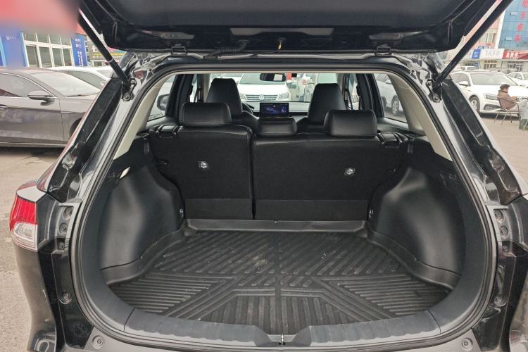 Used Toyota Corolla Cross 2023 2.0L Elite Edition Trunk