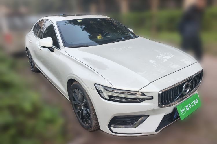 Used Volvo S60 2020 T4 Zhiyi Luxury Edition