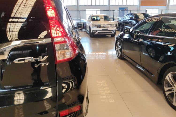 Used Honda CR-V 2015 2.4L four-wheel drive luxury version
