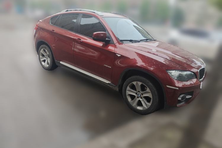 Used BMW X6 2011 xDrive35i Front Right 45 Deg