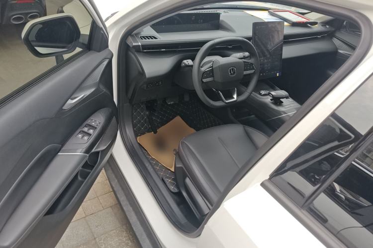 Used CHANGAN Eado 2024 1.5T GDI Automatic Prestige Edition
