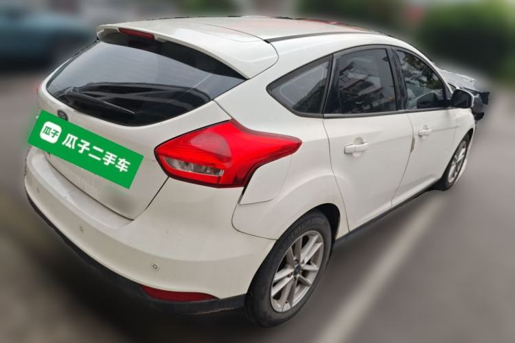 Used Ford Focus 2015 Hatchback EcoBoost 125 Automatic Supreme Style Edition
