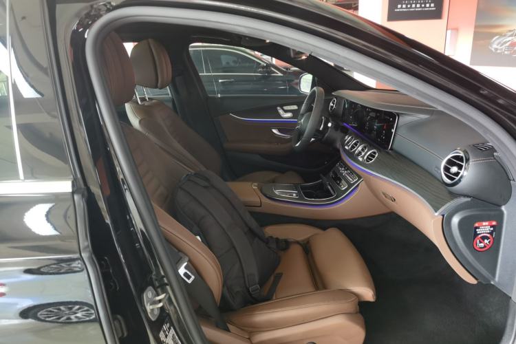 Used Mercedes-Benz E-Class New Energy 2022 Restyled E 350 e L Plug-in Hybrid Sports Sedan
