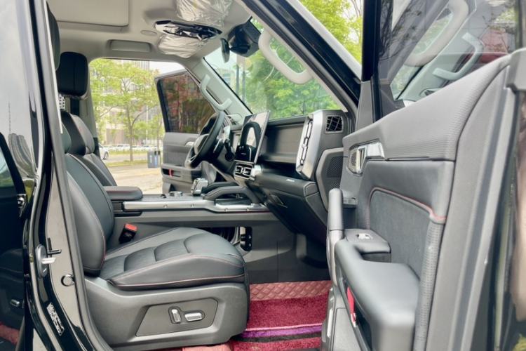 Used JETOUR Traveler 2025 2.0TD XWD Conquer+ Extended Version 7 Seats Interior 9