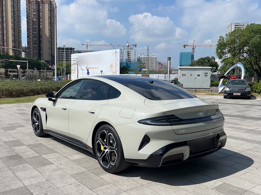 Xiaomi Auto SU7 2026 Model Standard Edition — снимка 12