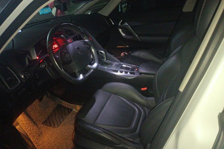 Used DS 5 2014 1.6T Elegant Version THP160