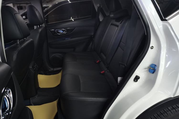 Used Nissan X-Trail 2017 2.5L CVT Luxury Edition 4WD
