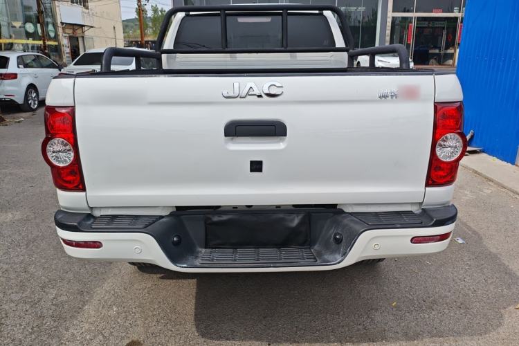 Used JAC Group T6 2022 2.0T Diesel Two-Wheel Drive Engineering Version with Long Wheelbase Rear