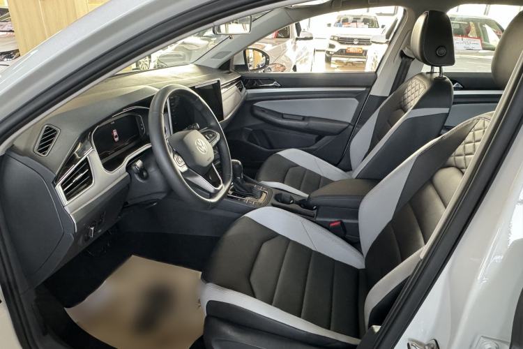 Used Volkswagen Bora 2023 300TSI DSG Prestige Edition Interior 2