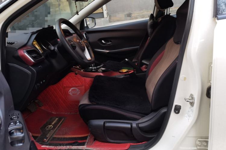 Used Nissan Lannia 2020 1.6L CVT Smart Connect Smart Cool Edition Left Front Seat