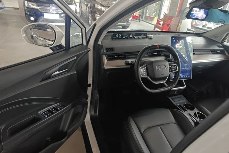Used NETA V 2021 Long-Range Entertainment Edition Upgrade Model
