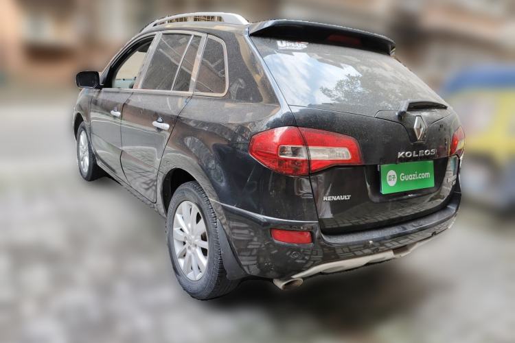 Used Renault Koleos 2013 2.5L 4x4 Comfort Edition with Navigation
