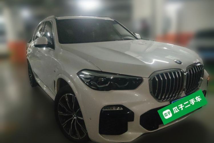Used BMW X5 2020 xDrive40i 3.0T Standard Edition Middle East Front Right 45 Deg