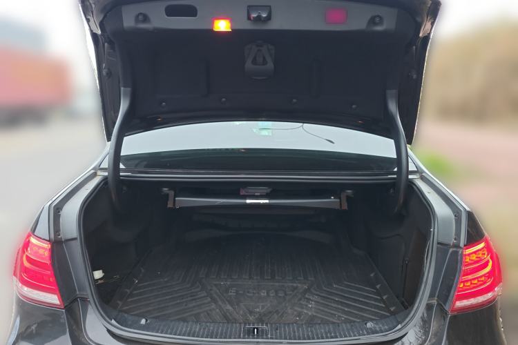 Used Mercedes-Benz E-Class 2012 E 300 L Elegant Model