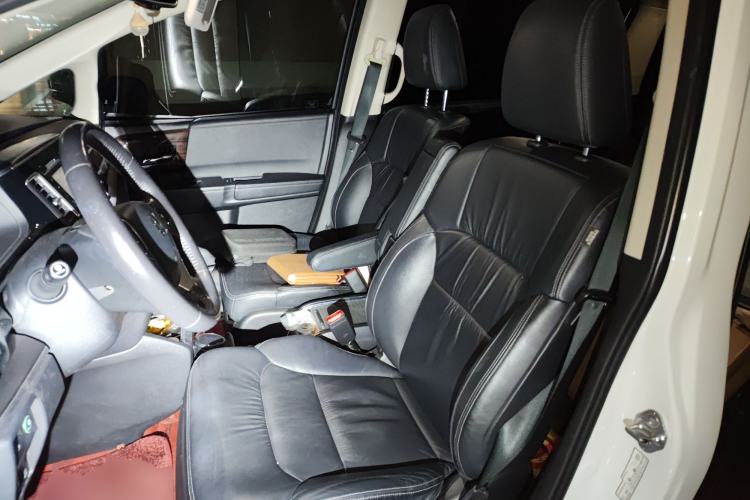 Used Honda Elysion 2016 2.4L Supreme Edition
